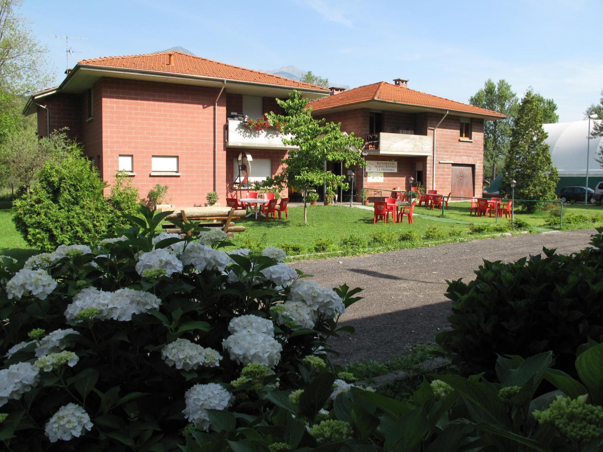 Lions Village Domodossola Exteriér fotografie